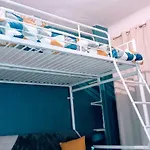 Colorful Appartement Cannes
