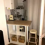 Colorful Appartement Cannes